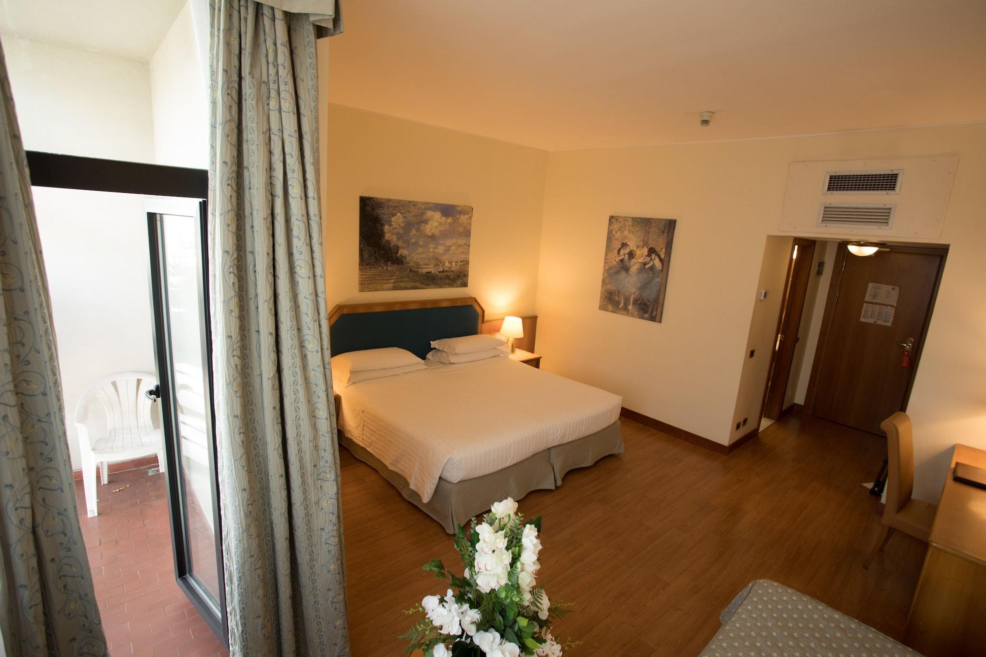 Ih Hotels Milano Eur - Trezzano Sul Naviglio Exterior foto